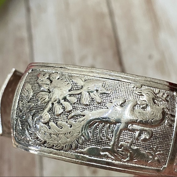 Unsigned Silver-tone Ornate Birds Deer Hen Peacock 1” Open Cuff Bangle Bracelet - Picture 6 of 10